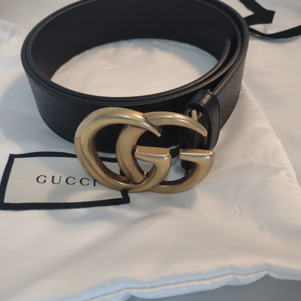 Gucci Wide Leather Belt with Double G, Black/NERO; Size 90 or Size 36